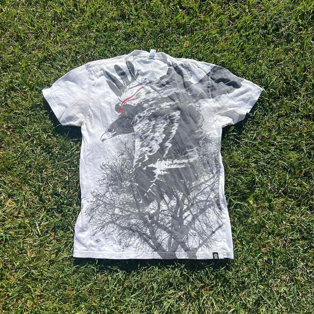 2000s y2k eagle anime tee mens size M medium